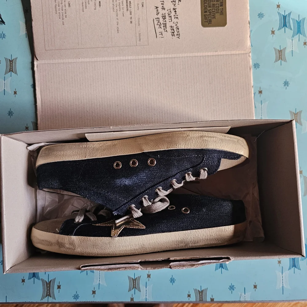 Golden Goose Navy and Gold Sneakers E - Picture 14 of 15